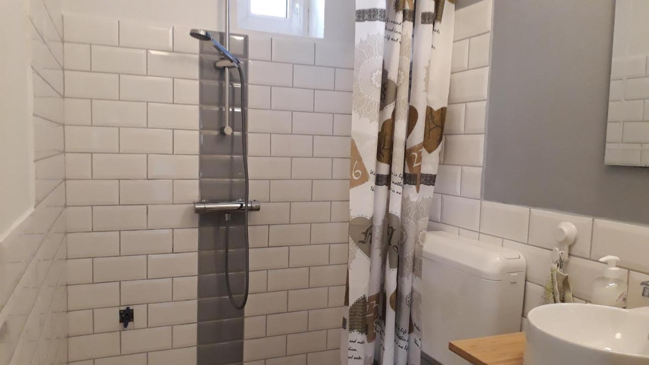 Clara Apartman Кестели Екстериор снимка