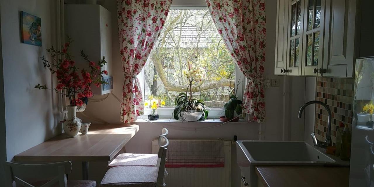 Clara Apartman Кестели Екстериор снимка